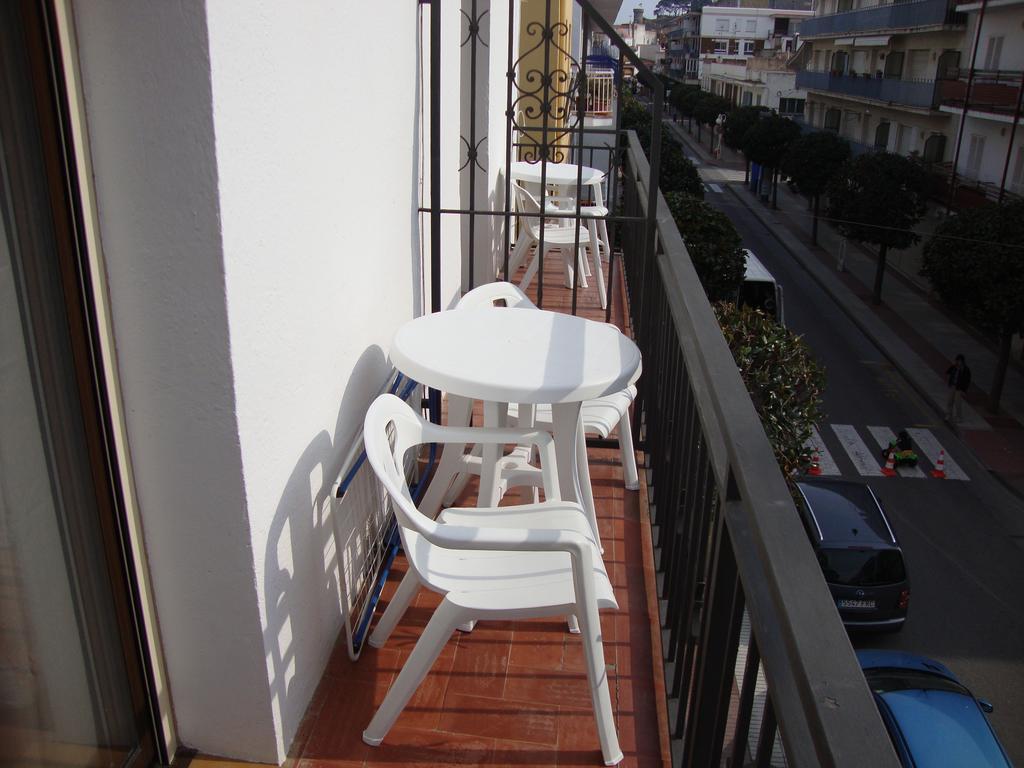 Apartaments Claudi Tossa de Mar Zewnętrze zdjęcie