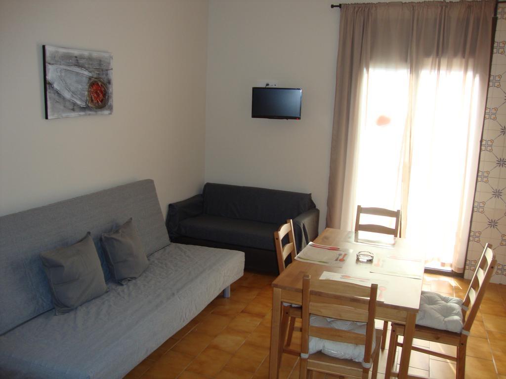 Apartaments Claudi Tossa de Mar Zewnętrze zdjęcie
